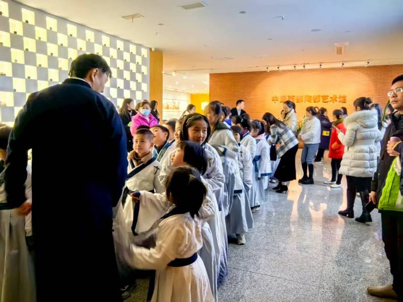 文化赋能：明山区魔创文旅挖掘城市文化资源的实践探索